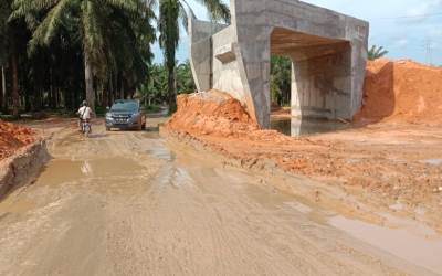 Penghubung Jalan Perlayuan ke Pulo Padang Rusak Parah