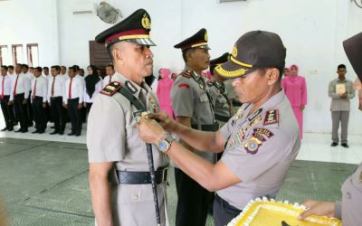 Kapolres Sertijab Kapolsek Langkahan dan Paya Bakong 