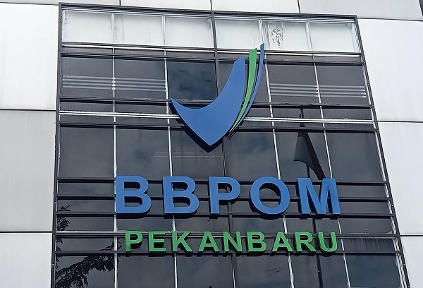 BPOM Pekanbaru Musnahkan Produk Organik Ilegal Senilai Rp2,9 Miliar