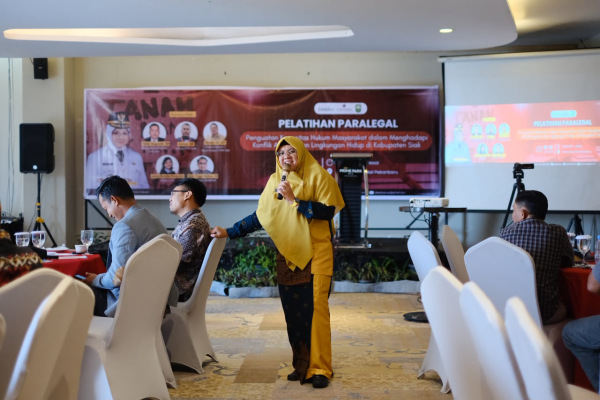 Pemkab Siak Gandeng NGO Perkuat Hukum Penghulu Kampung Hadapi Konflik Agraria