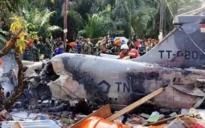 TNI AU Ganti Rugi Rumah Warga Tertimpa Pesawat Jatuh