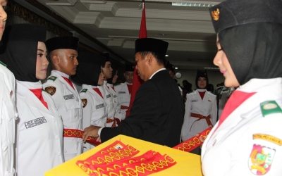 Anggota Paskibraka Kota Pekanbaru Dikukuhkan