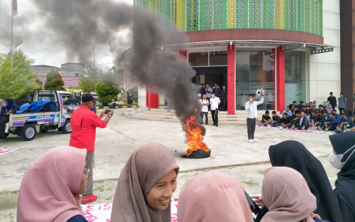 Ratusan Mahasiswa STAIN Bengkalis Demo Kebijakan Kampus