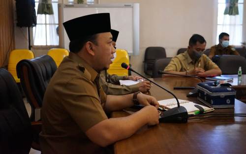 Pemkab Siak Sholat Ied di Tepian Bandar Sungai Jantan