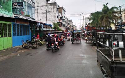 Jualan di Badan Jalan Membuat Macet Kota Kisaran