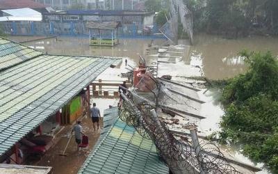 Diterjang Banjir, Lapas Jambi Ungsikan Napi 