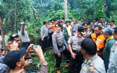 Kapolda Riau Tinjau Karlahut TNTN 20 Hektare