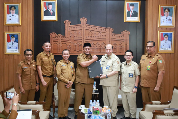 Pemkab Siak dan Utusan Presiden Luruskan Informasi Dokter Spesialis, Pelayanan Harus Tetap Berjalan