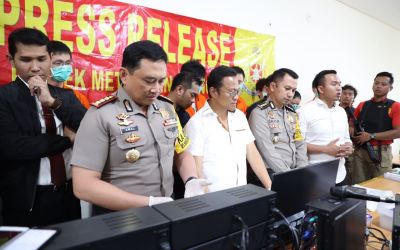 7 WNA Pelaku Kejatahan Cyber Ditangkap Polres Jakarta Utara