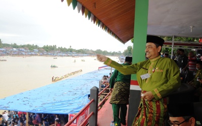 Menteri Pariwisata RI Buka Lomba Pacu Jalur Taluk Kuantan