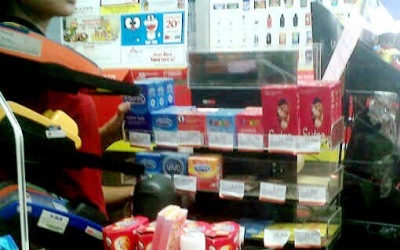 Pemko Diminta Segel Alfamart dan Indomaret Pajang Kondom