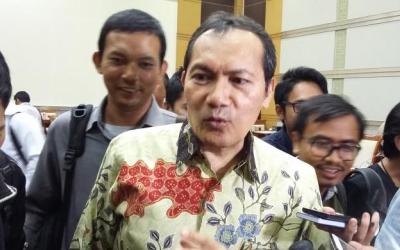 Capim Saut Situmorang Setuju Revisi UU KPK