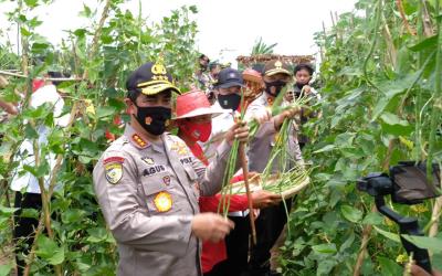 Kabaharkam Polri Apresiasi 'Jaga Kampung' Polda Riau