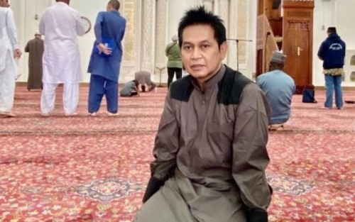 Hilman Hariwijaya, Penulis Novel Lupus Meninggal Dunia  