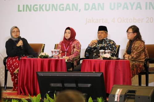 Alfedri Paparkan Program Lingkungan dan Investasi dalam Seminar Nasional