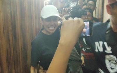 Nikita Mirzani Ngamuk Minta Anak Ikut Masuk Sel