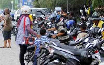 Tarif Parkir Tepi Jalan di Pekanbaru Naik Drastis