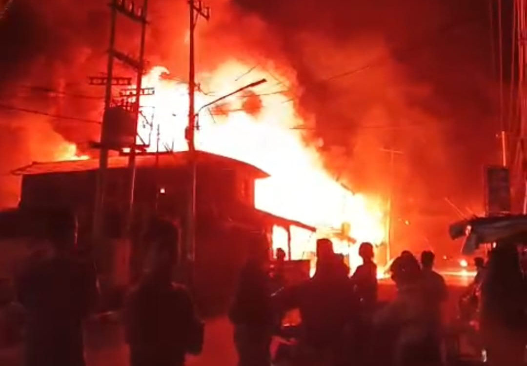 Musibah Kebakaran Saat Sahur, 11 Ruko di Sungai Pakning Tinggal Puing