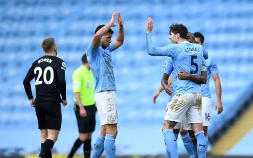 Manchester City Perpanjang Rangkaian Kemenangan