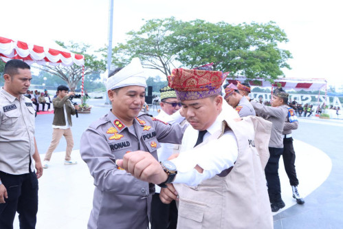 Serentak Jajaran Polda Riau, Polres Siak Launching Polisi RW