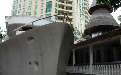 Inilah 5 Keunikan Wisata Religi Masjid Perahu Kasablanka