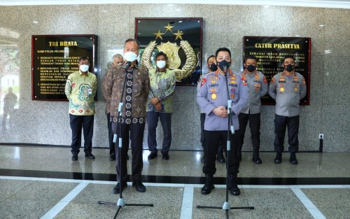 Kapolri Bentuk Satgas Gabungan Awasi Minyak Goreng Tersedia