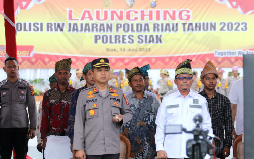 Hadiri Launching Polisi RW, Sekda Arfan Harap Pelayanan Kepada Masyarakat Meningkat