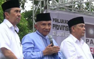 Amin Rais Jatuh Hati dengan Syamsuar-Edy Nasution