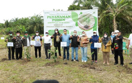 Sekda Siak: Tanam Pohon Cara Wariskan Alam ke Penerus