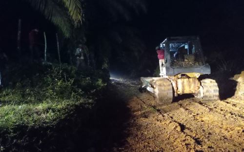 Satgas TMMD Kodim 0313 KPR Kerja Hingga Malam