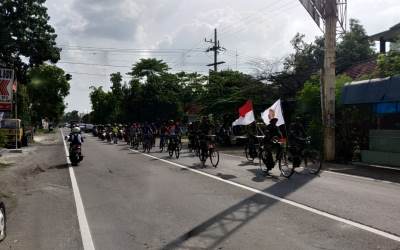 Sepeda Onthel Warnai Napak Tilas Jenderal Sudirman