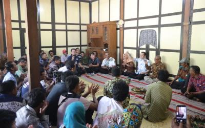 Ibas Ajak Warga Hormati Seluruh Presiden RI