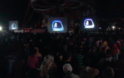 Warga Bengkalis Nobar Film G30S/PKI di Lapangan Tugu