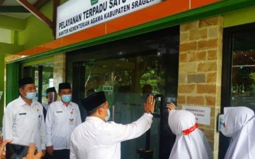 Siswa MTsN Buat Alat Pencegah COVID-19