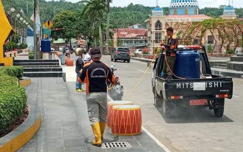 Pemko Gunungsitoli Lanjutkan Penyemprotan Disinfektan 