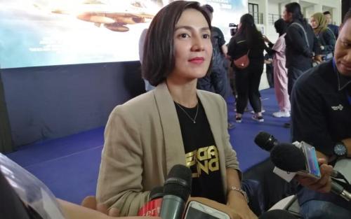 Wanda Hamidah Sujud Syukur Eksekusi Pengosongan Rumah Ditunda