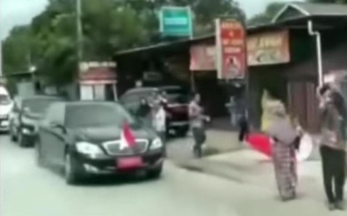 Viral Rombongan Jokowi Beri Jalan untuk Ambulans 