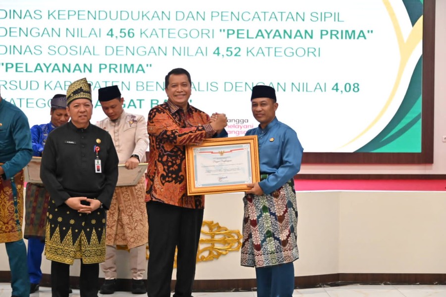 Wabup Bengkalis Bagus Santoso Terima 3 Penghargaan Pelayanan Publik Nasional