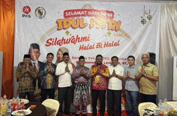 Ketua DPRD Pekanbaru Gelar Open House, Ada Pejabat dan Rakyat Hadir