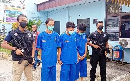 Transaksi Narkoba, 3 Pria Pekanbaru Diringkus Polisi