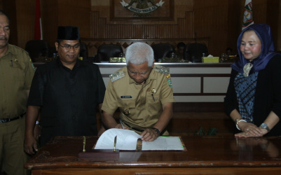 Plt Bupati Asahan Hadiri Paripurna Ranperda Bersama Pansus