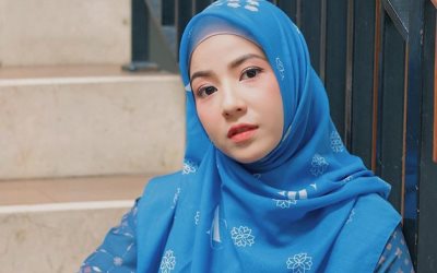 Padu Padan Pashmina Long Shawl ala Natasha Rizky