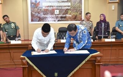 BRG-Pemprov Riau MoU Restorasi 867.887 Ha Lahan Gambut