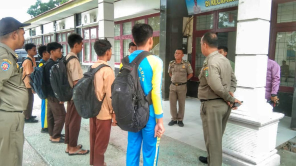 Bolos Sekolah, Pelajar di Siak Terjaring Operasi Penertiban Satpol PP