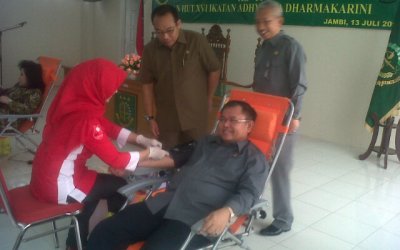 Hari Bhakti Adhyaksa, Kajati Jambi Lakukan Aksi Sosial