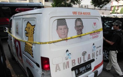 Kubu Prabowo Klaim Tak Ada Batu di Ambulans Gerindra