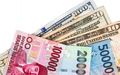 Pagi Ini Rupiah Tertekan Demo Tolak Omnibus Law