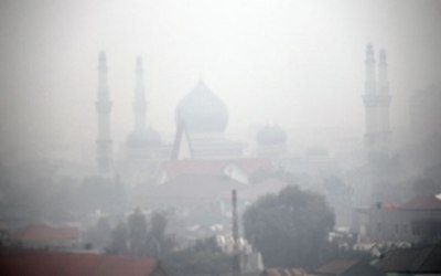 Riau Masih Dikepung Kabut Asap Tebal