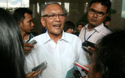 Kubu Agung Minta Kubu Ical tak ke DPP lagi