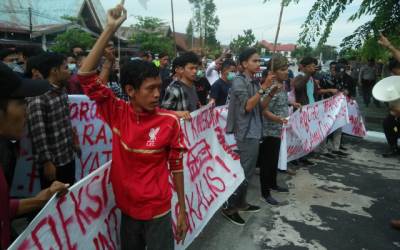 AMPERA Bengkalis Tuntut Kepastian Hukum dari KPK dan Polri